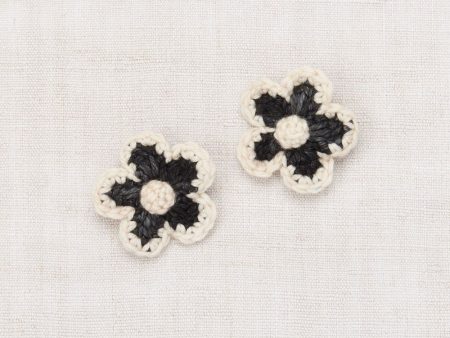 Girls White Flower Hair Clips Supply